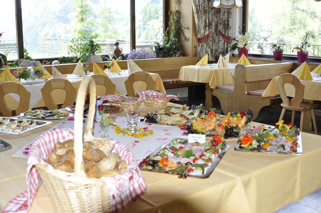 Gasthof Hunerkogel Hotel Ramsau am Dachstein Bagian luar foto